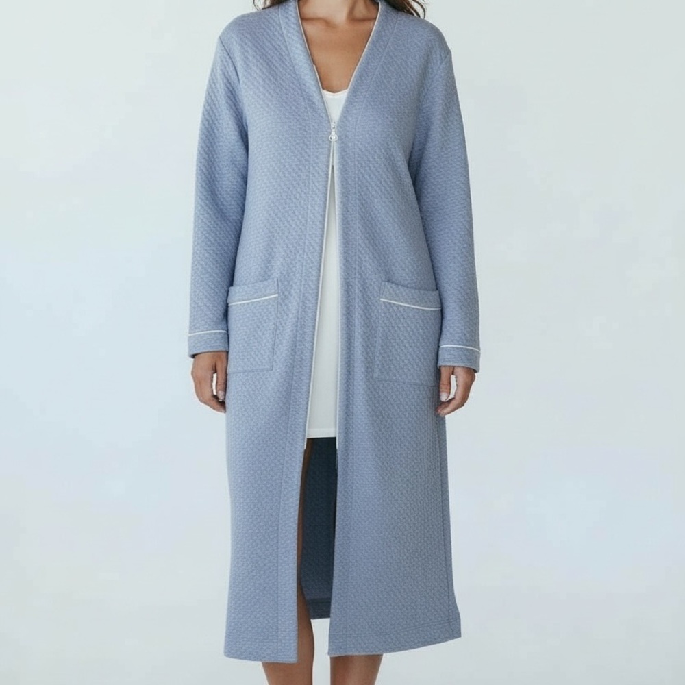 Eileen West Blue Quilted Robe